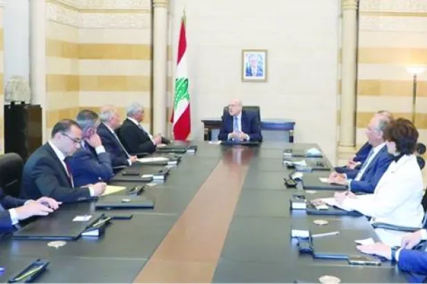 من اجتماع سابق بين رئيس الحكومة اللبنانية نجيب ميقاتي ووفد من جمعية المصارف (الوكالة الوطنية)