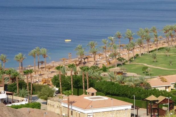 مرافق منتجع هيلتون طابا على الساحل الشرقي لشبه جزيرة سيناء في مصر (أرشيفية/أ.ف.ب)