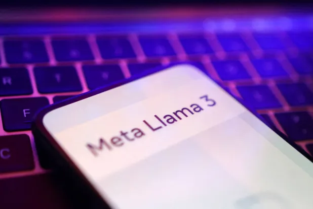  «ميتا إيه آي» القادرة على الإجابة على أسئلة المستخدمين بلغة بسيطة باتت تضم 400 مليون مستخدم شهرياً (رويترز)
