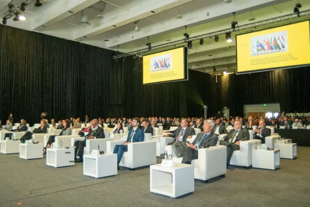 جانب من الاجتماع السنوي التاسع لمجلس محافظي بنك التنمية الجديد المنعقد بمدينة كيب تاون (الشرق الأوسط)