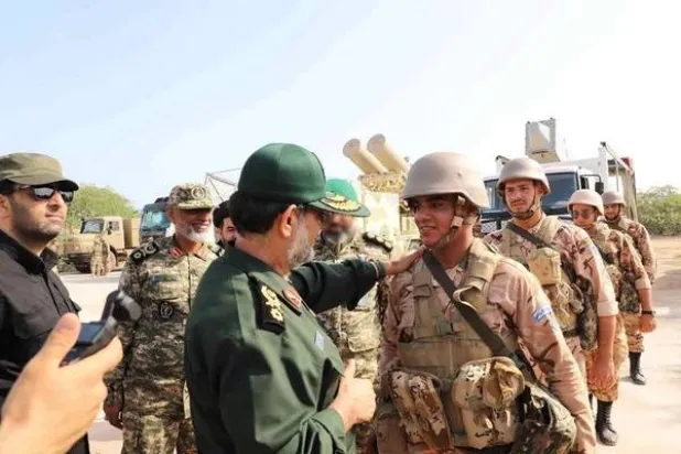 صورة نشرها إعلام «الحرس الثوري» من جولة تنغسيري بجزيرة أبو موسى اليوم