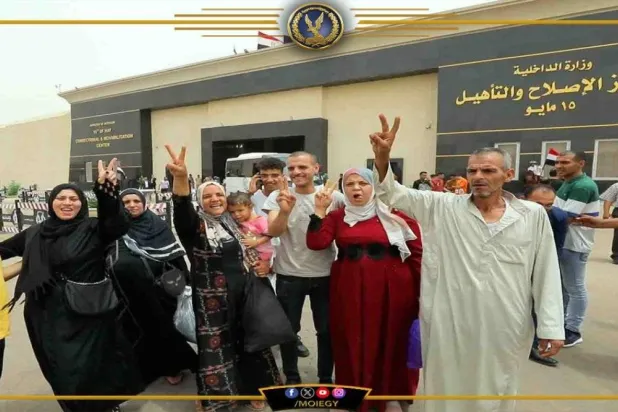 جانب من إفراج سابق عن محبوسين مصريين (وزارة الداخلية المصرية)