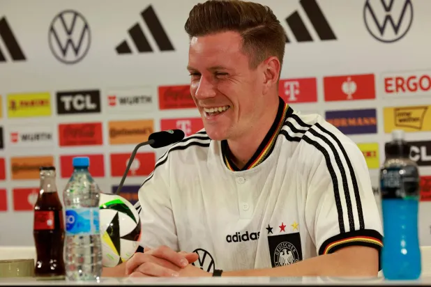 تير شتيغن خلال المؤتمر الصحافي (أ.ف.ب)