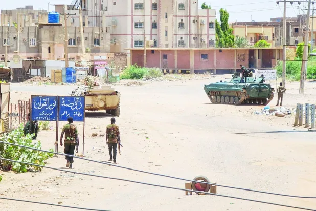 A Sudanese army force patrols a street in Khartoum (AFP file photo)
