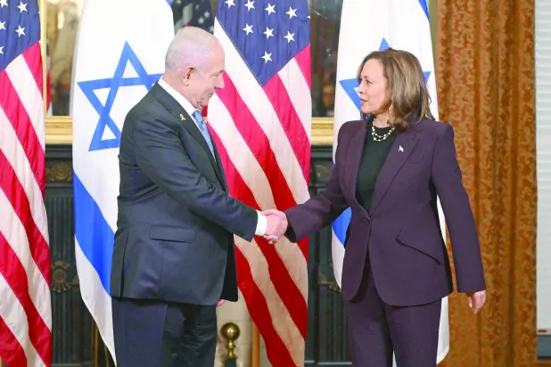 هاريس التقت نتنياهو بمكتبها 25 يوليو أثناء زيارته لواشنطن (أ.ف.ب)