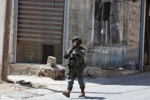 جندي إسرائيلي (رويترز)