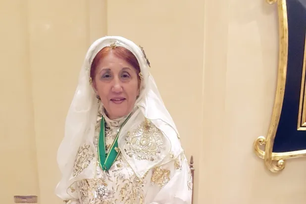 رحيل رائدة الفن السعودي صفية بن زقر