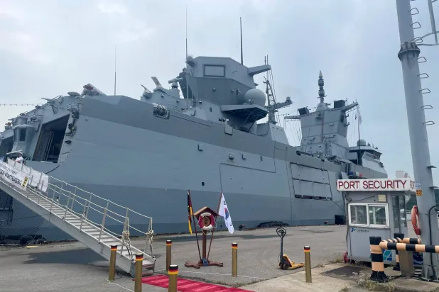 الفرقاطة الألمانية «بادن-فورتمبرغ» (د.ب.أ)