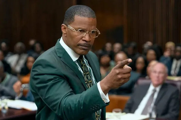  جايمي فوكس في «الدفن» (أمازون ستديوز).