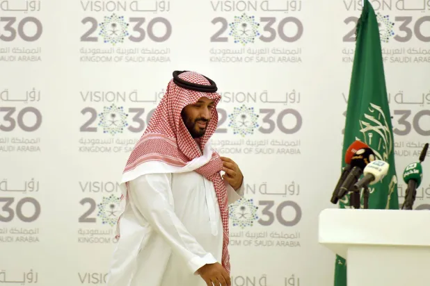 الأمير محمد بن سلمان ولي العهد السعودي خلال إعلان تفاصيل «رؤية 2030»