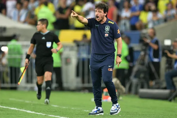 فرناندو دينيز (أ.ف.ب)