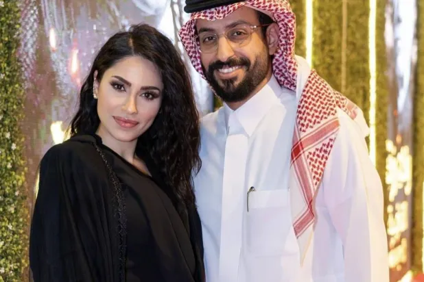 إلهام علي وخالد صقر يفتحان قلبَيهما لـ«الشرق الأوسط» على ضوء برنامجهما الجديد (إنستغرام)