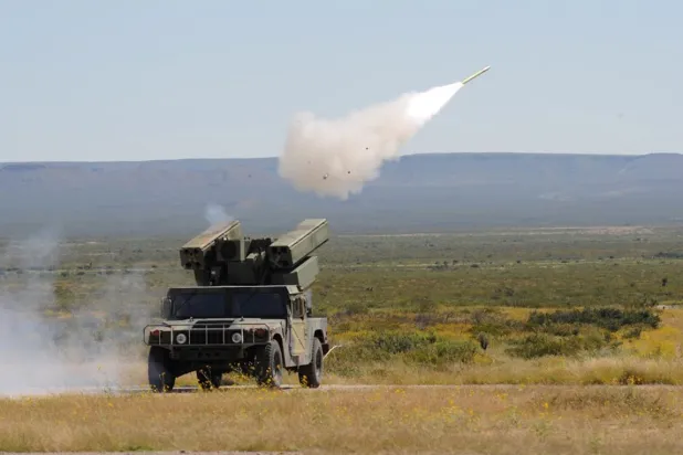 أرشيفية لمنظومة الدفاع الجوي «أفينجر ستينغر» (إكس)