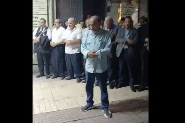 «ناصريون» يؤدون صلاة الغائب على حسن نصر الله بوسط القاهرة (الحزب العربي الديمقراطي الناصري)