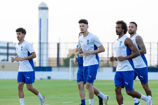 نيمار خلال تدريبات الهلال أمس (نادي الهلال)