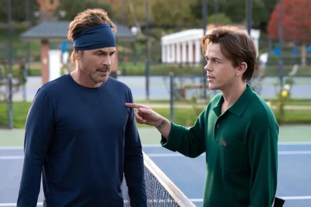 Her iki sezonu da 8'er bölümden oluşan Unstable, eleştiri derleme sitesi Rotten Tomatoes'da 100 üzerinden 68 puana sahip (Netflix)