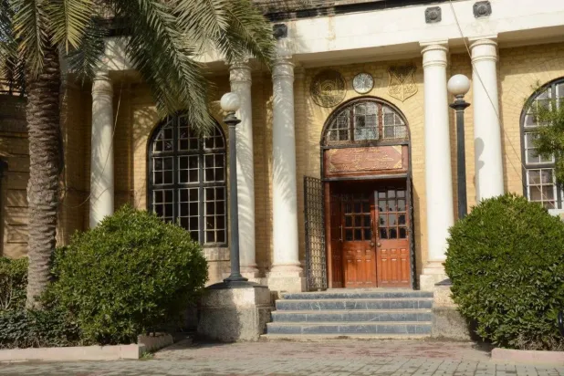 في كلّية الطب