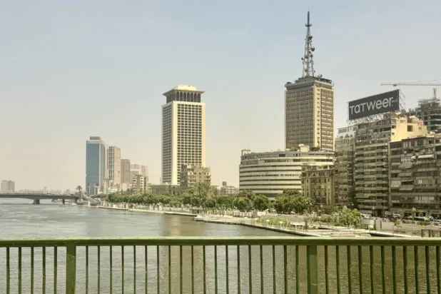 بنايات على نيل القاهرة (الشرق الأوسط)