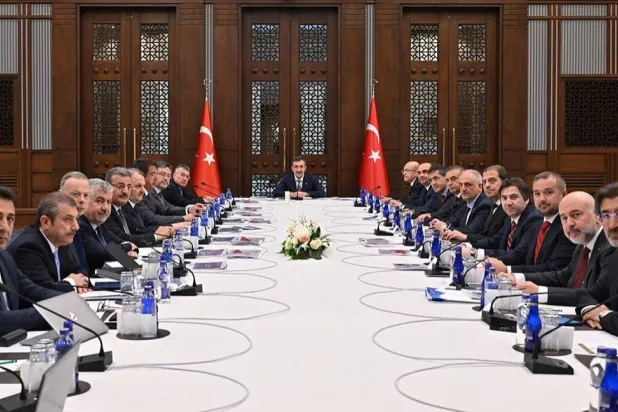 اجتماع مجلس التنسيق الاقتصادي التركي برئاسة نائب الرئيس جودت يلماظ (إعلام تركي)
