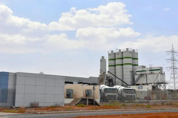 أحد مصانع المدينة الصناعية في المدينة المنورة (واس)