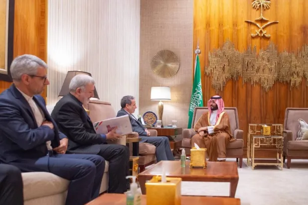 شاهزاده محمد بن سلمان در دیدار خود با عباس عراقچی در ریاض (واس)