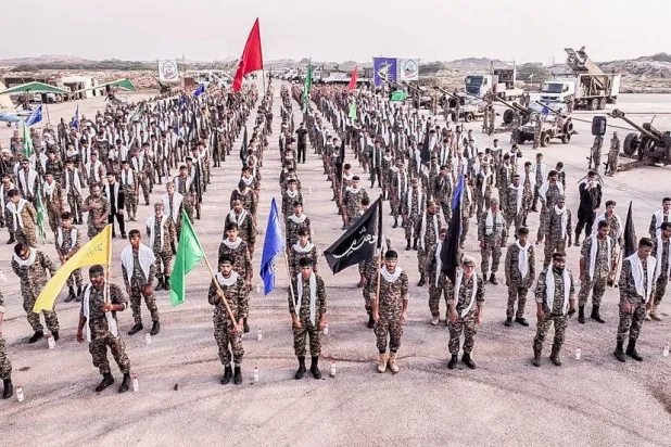 أرشيفية لعناصر من البحرية التابعة لـ«الحرس الثوري» الإيراني (رويترز)