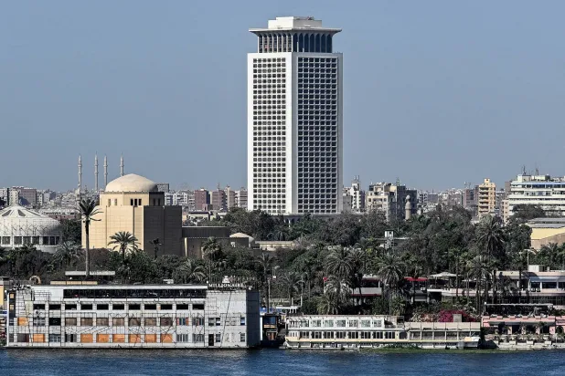 مقر وزارة الخارجية المصرية وسط القاهرة على ضفاف نهر النيل (أ.ف.ب)