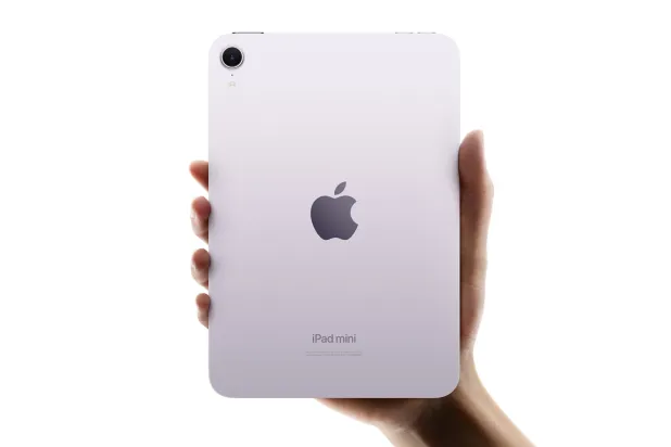 يدعم الجهاز اتصال Wi-Fi 6E و5G للاتصال الأسرع بالإضافة إلى منفذ USB-C لنقل البيانات بسرعة 10 غيغابايت في الثانية (أبل)