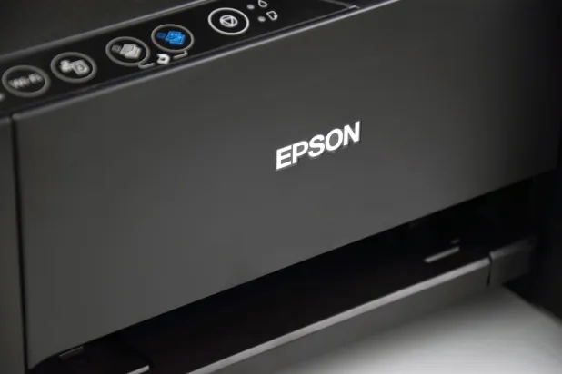 «إبسون»: تقنياتنا لا تقلل من استهلاك الطاقة فحسب، بل تساهم أيضاً في خفض تكاليف التشغيل (شاترستوك)