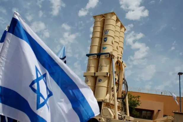 An Arrow II missile interceptor is displayed in front of journalists at an Israeli air defense command in the Palmahim military base south of Tel Aviv May 12, 2011. (Reuters)