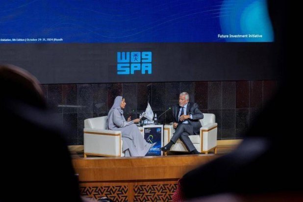 FII CEO Richard Attias speaks to attendees during the press conference. (Asharq Al-Awsat) 