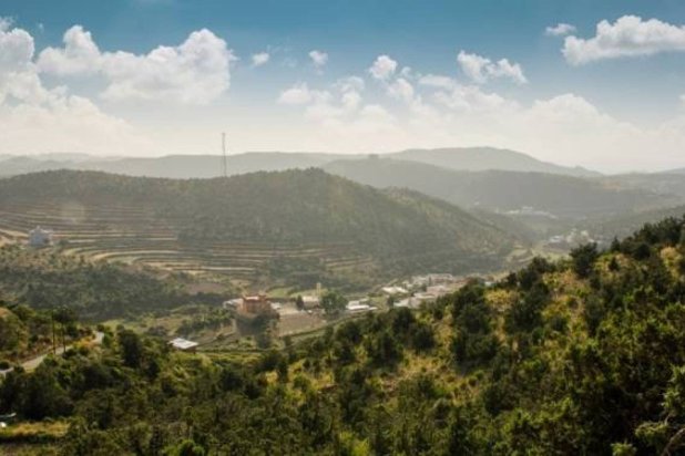 One of the mountainous areas located in the south of the Kingdom of Saudi Arabia (File/Asharq Al-Awsat)
