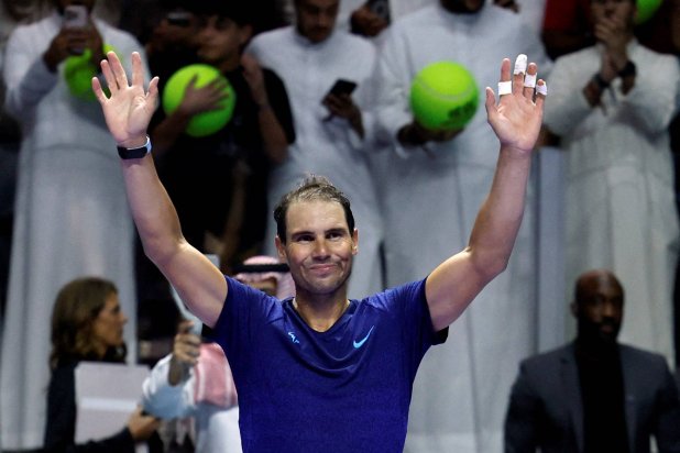 Tennis - 6 Kings Slam - Riyadh, Saudi Arabia - October 17, 2024 Spain's Rafael Nadal waves at fans after losing his semi final match against Spain's Carlos Alcaraz REUTERS/Hamad I Mohammed 