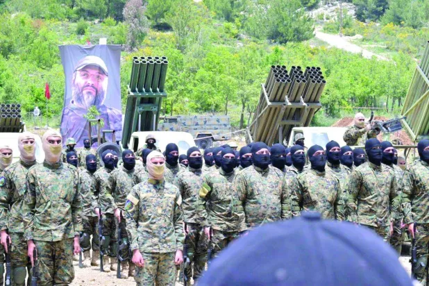 Güney Lübnan'daki askeri tatbikat sırasında Hizbullah roketatarları (Şarku'l Avsat Arşivi)
