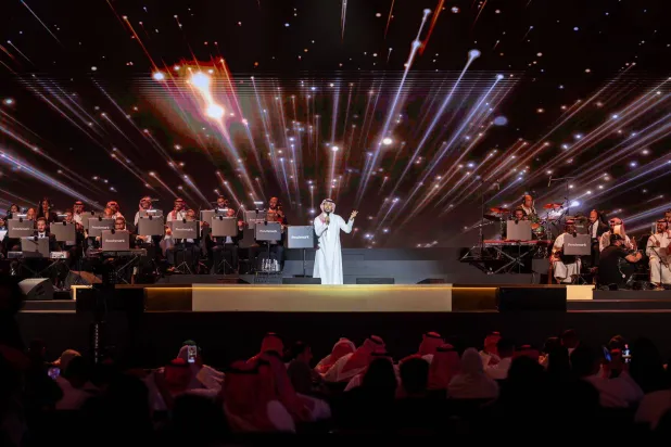 تستمر الحفلات الغنائية طوال الموسم (بنش مارك)