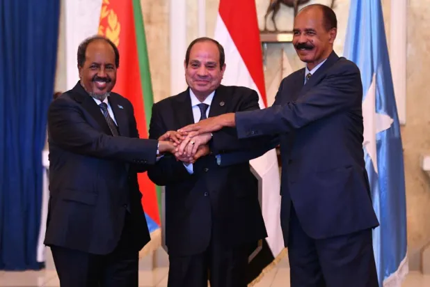 قمة ثلاثية بين رؤساء مصر والصومال وإريتريا في العاصمة أسمرة (الرئاسة المصرية)