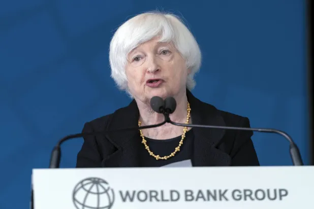 جانيت يلين تتحدث خلال الاجتماعات السنوية للبنك وصندوق النقد الدوليين في واشنطن 22 أكتوبر 2024 (أ.ب)