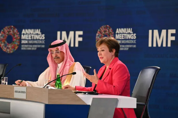 الجدعان وغورغييفا في مؤتمرهما الصحافي المشترك (أ.ف.ب)