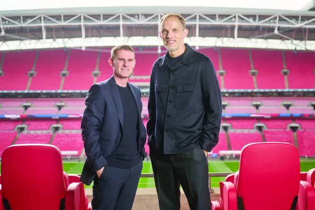 لم شمل توماس توخيل وأنتوني باري للمرة الثالثة (غيتي)