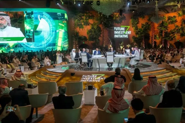 إحدى الجلسات الحوارية لمبادرة مستقبل الاستثمار في نسختها الماضية (الشرق الأوسط)