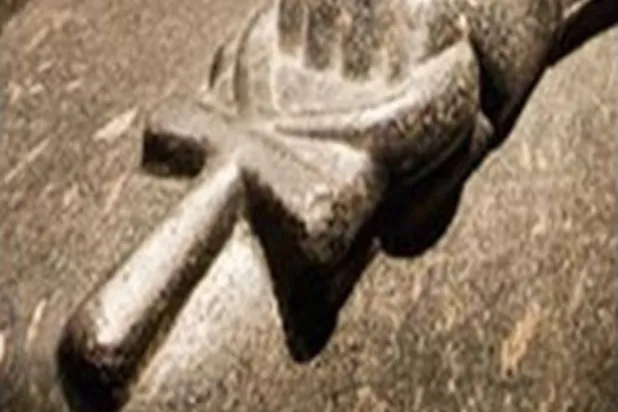 دليل على أن إنسان الجزيرة العربية جعل من الرمز دلالة واضحة للحياة والبعث من جديد (مجلة Herança)