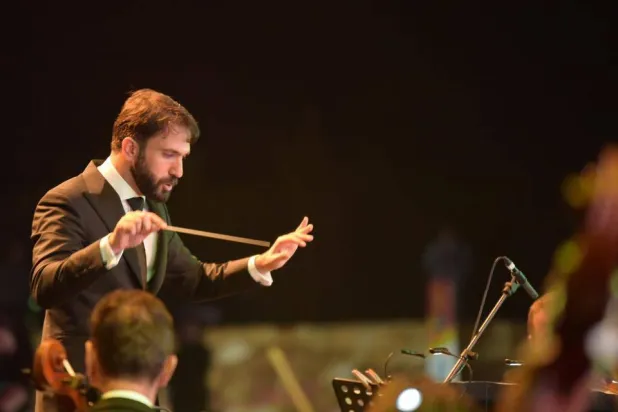 المايسترو لبنان بعلبكي حمل وطنه في فنّه ونغماته (فيسبوك)