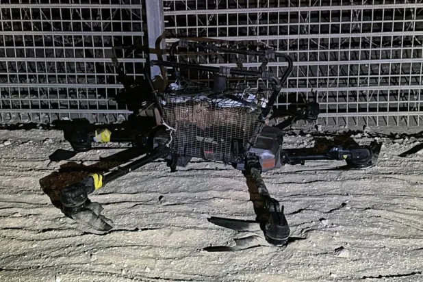 صورة نشرها الجيش الإسرائيلي للمسيّرة التي أسقطها (الجيش الإسرائيلي)