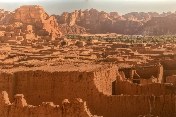 البلدة القديمة مركز الاستقرار البشري في العلا منذ القرن الـ13 حتى الثمانينات (هيئة العلا)