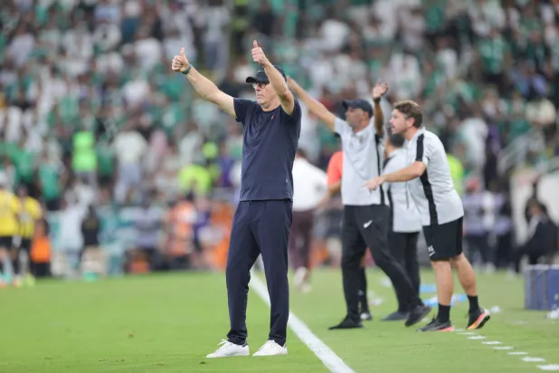 لوران بلان مدرب فريق الاتحاد (تصوير: عدنان مهدلي) 