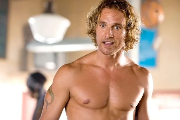 Amerikalı aktör, eşi Camila Alves ve üç çocuğuyla Teksas'ta yaşıyor (Warner Bros/Arşiv)