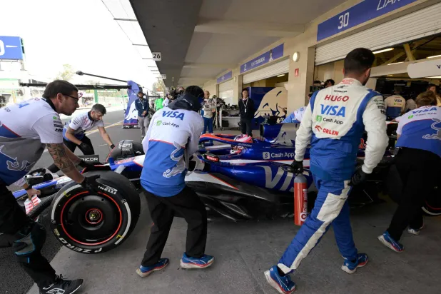 لم يتعرض أي سائق منهما لعقوبة بسبب الاصطدام (أ.ف.ب)