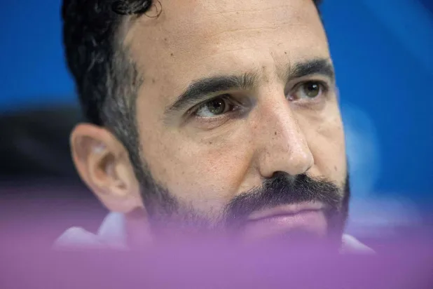 البرتغالي روبن أموريم المدير الفني المقبل لمانشستر يونايتد الإنجليزي (أ.ف.ب)