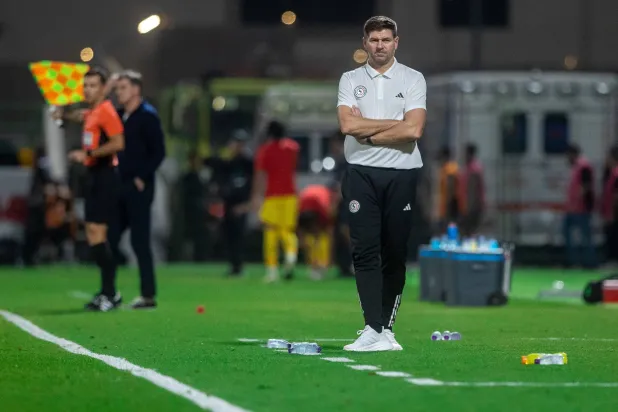 جيرارد يبدو أنه بات أقرب للإقالة (عيسى الدبيسي)