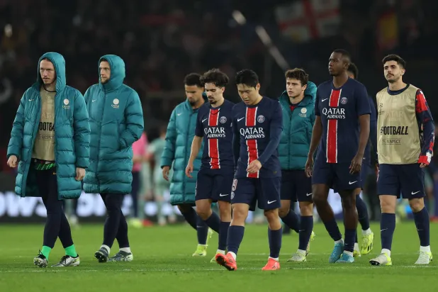 يحاول باريس سان جيرمان حامل اللقب تضميد جراحه القارية (أ.ف.ب)